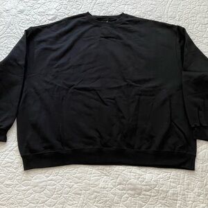 Hanes Men's Black Crewneck Sweater